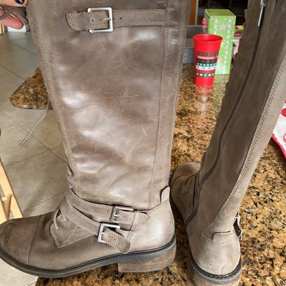 Lucky boots - Picture 4 of 4